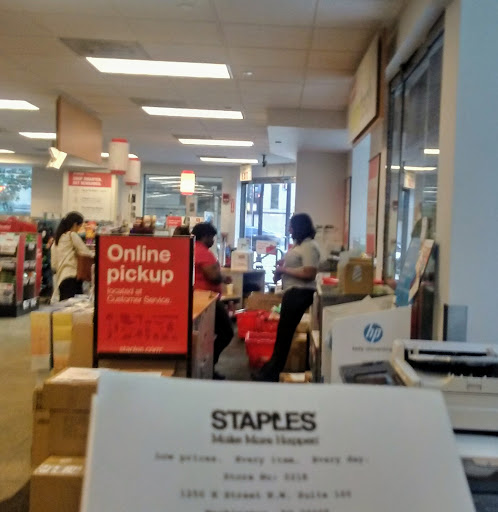 Office Supply Store «Staples», reviews and photos, 1250 H St NW #100, Washington, DC 20005, USA