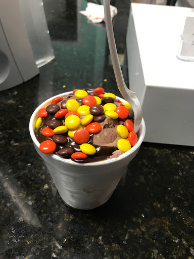 Ice Cream Shop «Vanderwendes at Dewey», reviews and photos, 23 Bellevue St, Dewey Beach, DE 19971, USA