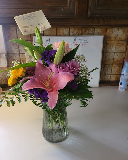 Florist «Flowers By Dick & Son Inc», reviews and photos, 935 W Nimisila Rd, Akron, OH 44319, USA