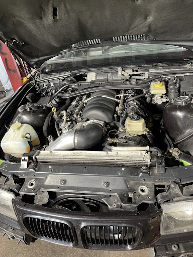 Auto Radiator Repair Service «AAA Radiator and Auto Air Conditioning», reviews and photos, 15570 W Dixie Hwy, North Miami Beach, FL 33162, USA