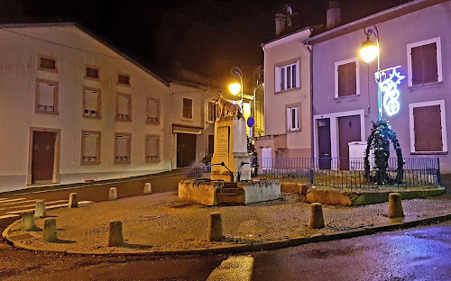 Fontaine du Loup à Cirey-sur-Vezouze à Cirey-sur-Vezouze