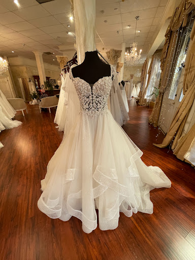 Bridal Shop «Panache Bridal Pasadena», reviews and photos, 78 S Fair Oaks Ave, Pasadena, CA 91105, USA