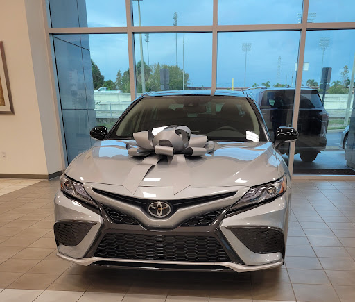 Toyota Dealer «Clearwater Toyota», reviews and photos, 21799 US Hwy 19 N, Clearwater, FL 33765, USA