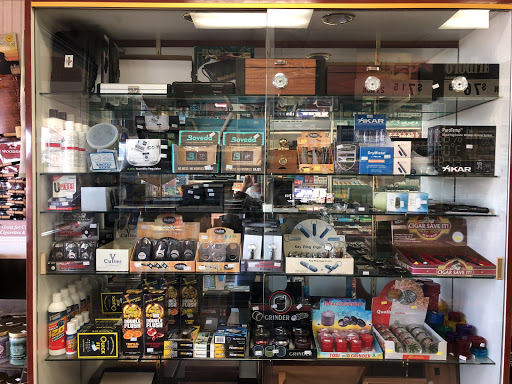 Tobacco Shop «Mission Smoke Shop», reviews and photos, 27736 Santa Margarita Pkwy, Mission Viejo, CA 92691, USA