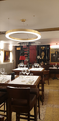 Atmosphère du Restaurant français Restaurant Le Lamartine à Mâcon - n°20