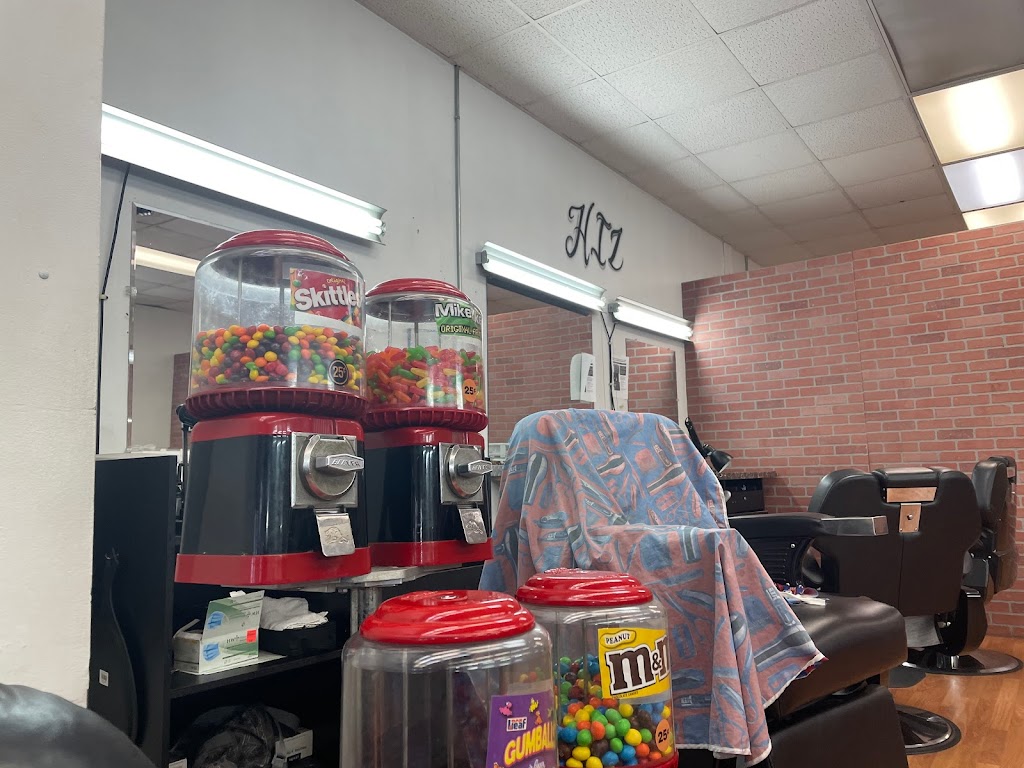 Hiz & Herz Unisex Salon 30223