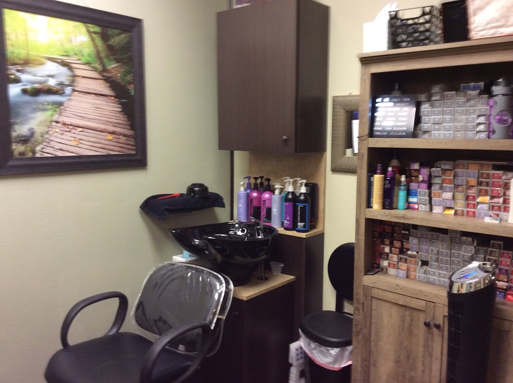 Tina Marie Salon/Salons by jc 06810