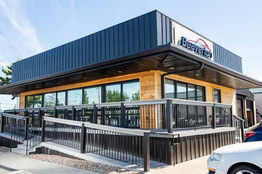 Used Car Dealer «Beaverton Car Company», reviews and photos, 10680 SW Canyon Rd, Beaverton, OR 97005, USA