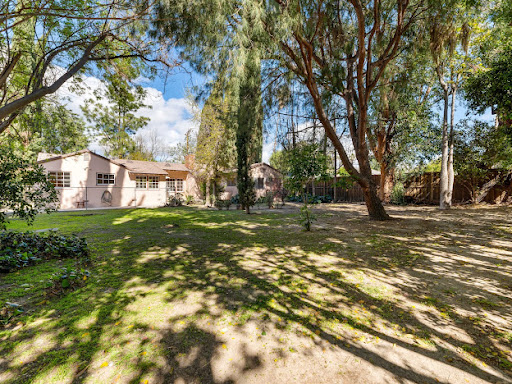 Holly & Chris Luxury Homes Group, The Agency, Calabasas Real Estate image