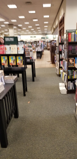 Book Store «Barnes & Noble», reviews and photos, 18025 Garden Way NE, Woodinville, WA 98072, USA