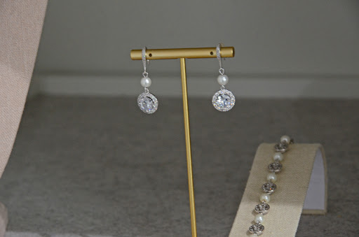 Bridal Shop «Something Blue Bridal Boutique», reviews and photos, 107 W Stewart Ave, Puyallup, WA 98371, USA