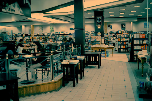 Book Store «Barnes & Noble», reviews and photos, 760 SE Maynard Rd, Cary, NC 27511, USA
