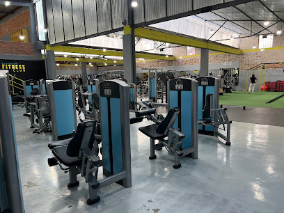 Partner Gym - Calle Pa. Río Tarqui, Cuenca, Ecuador