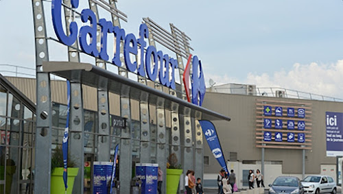 Centre Commercial Carrefour Nantes Saint Herblain à Saint-Herblain