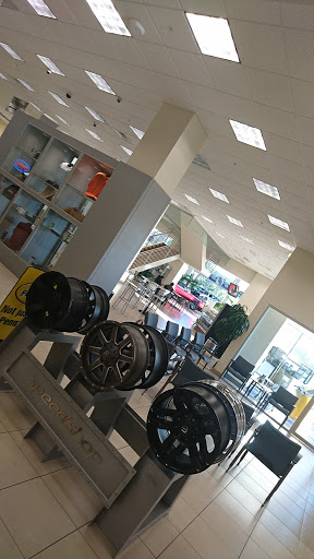 Car Dealer «Central Florida Chrysler Jeep Dodge», reviews and photos, 8675 Commodity Cir, Orlando, FL 32819, USA