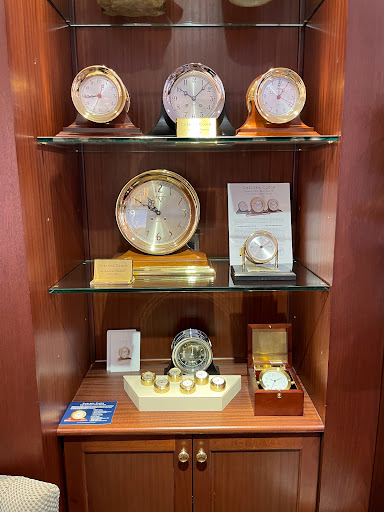 Jewelry Store «Shreve, Crump & Low», reviews and photos, 39 Newbury St, Boston, MA 02116, USA