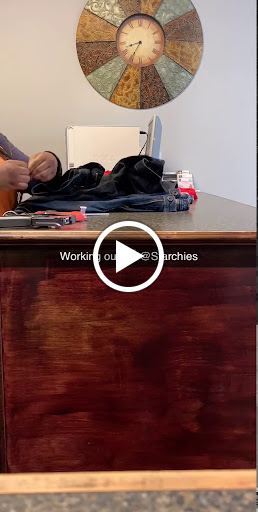 Dry Cleaner «Starchies Cleaners», reviews and photos, 425 E Pleasant Run Rd, Cedar Hill, TX 75104, USA