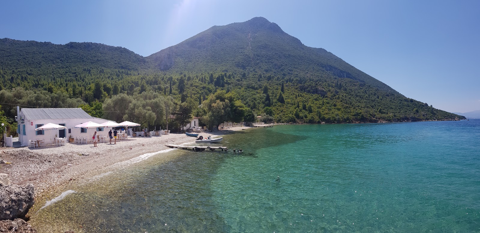 Foto von Episkopis - Gerolimis mit beiger kiesel Oberfläche