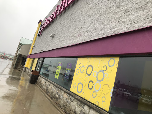 Gym «Planet Fitness», reviews and photos, 1553 W River Rd N, Elyria, OH 44035, USA