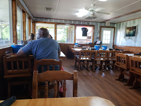 Bec's at the Lake Restaurant and Catering