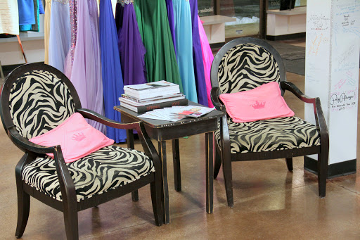 Formal Wear Store «Winning Crown Boutique», reviews and photos, 11046 Elm St, Omaha, NE 68144, USA