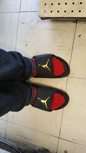 Shoe Store «WSS», reviews and photos, 5981 Van Buren Boulevard, Riverside, CA 92503, USA