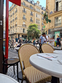 Atmosphère du Restaurant italien Little Italy Caffé à Paris - n°2