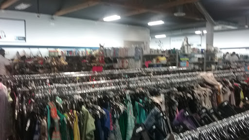 Donations Center «Goodwill Store & Donation Center», reviews and photos