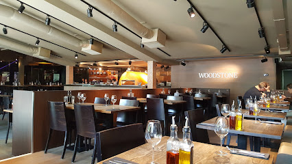 WOODSTONE PIZZA AND WINE HOOFDDORP
