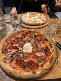 Plats et boissons du Pizzeria Jordan Tomas - Pizza Mamamia Lyon Croix Rousse - n°14