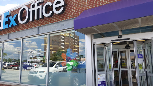 Print Shop «FedEx Office Print & Ship Center», reviews and photos, 4010 William Penn Hwy, Monroeville, PA 15146, USA