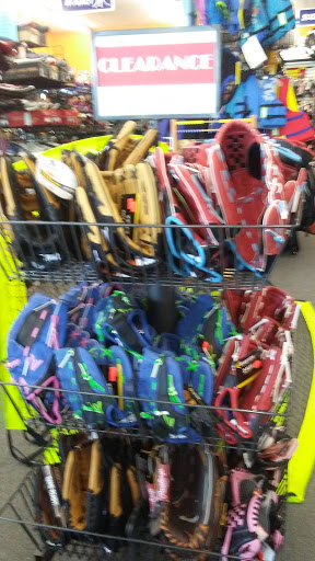 Sporting Goods Store «Play It Again Sports», reviews and photos, 7499 W Layton Ave, Greenfield, WI 53220, USA