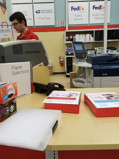 Office Supply Store «Office Depot», reviews and photos, 288 E Geneva Rd, Wheaton, IL 60187, USA