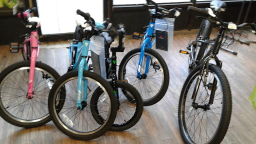 Bicycle Store «Fulton Bikes», reviews and photos, 1580 Fulton St, Brooklyn, NY 11213, USA