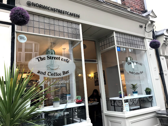 Comments and reviews of The Street Cafe