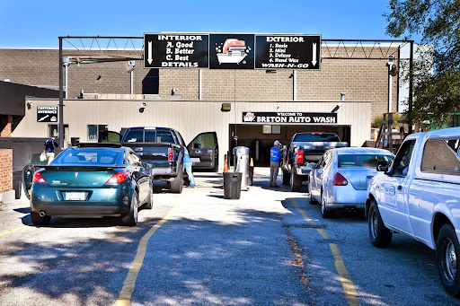 Breton Auto Wash en Grand Rapids