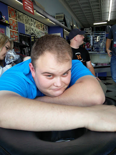 Body Piercing Shop «Extreme Expressions Piercings & Tattoos», reviews and photos, 147 N Wayne Ave, Waynesboro, VA 22980, USA