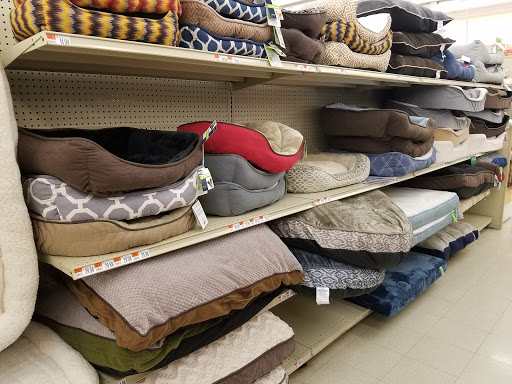 Pet Supply Store «Pet Supplies Plus», reviews and photos, 887 N Lexington-Springmill Rd, Mansfield, OH 44906, USA