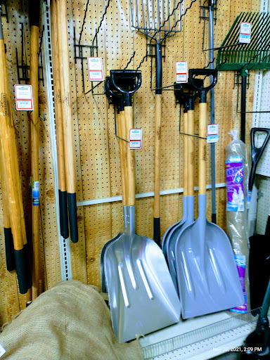 Home Improvement Store «Tractor Supply Co.», reviews and photos, 176 Finley Rd, Belle Vernon, PA 15012, USA