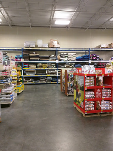 Pet Supply Store «PetSmart», reviews and photos, 1236 Greenbrier Pkwy, Chesapeake, VA 23320, USA