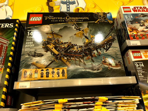 Toy Store «The LEGO Store», reviews and photos, 55 W County Center Dr, Des Peres, MO 63131, USA