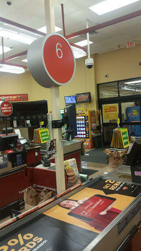 Grocery Store «Hannaford Supermarket», reviews and photos, 77 Derry Rd, Hudson, NH 03051, USA