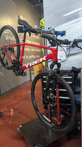 Bicycle Store «Trek Bicycle Columbus Dublin», reviews and photos, 2720 Sawmill Pl Blvd, Columbus, OH 43235, USA