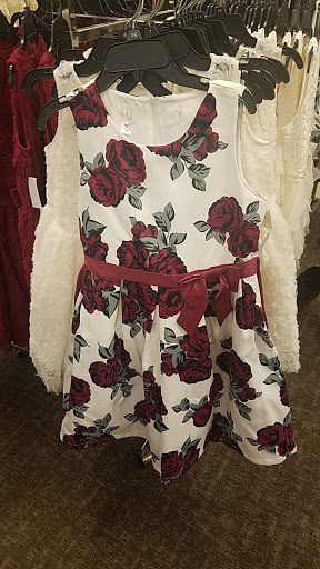 Shopping Mall «Richardson Square», reviews and photos, 501 S Plano Rd, Richardson, TX 75081, USA