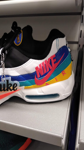 Department Store «Marshalls and HomeGoods», reviews and photos, 5245 Monroe St, Toledo, OH 43623, USA