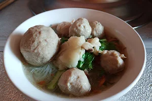 BAKSO MIE AYAM- SIMAS JAWA- BOGOR image