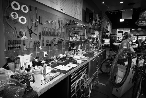 Bicycle Repair Shop «Sixes Pit Bicycle Shop», reviews and photos, 10511 Bells Ferry Rd Suite 400, Canton, GA 30114, USA
