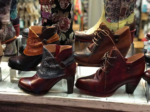 Shoe Store «Donnelly Euro Footwear», reviews and photos, 402 N Donnelly St, Mt Dora, FL 32757, USA