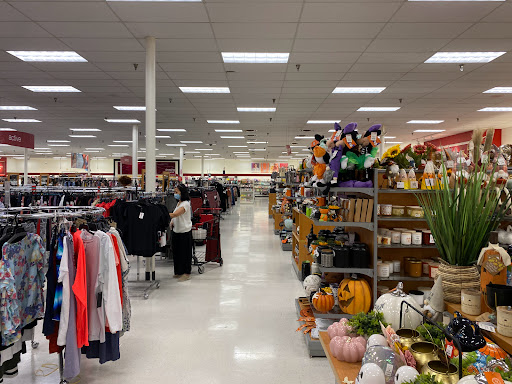 Department Store «T.J. Maxx», reviews and photos, 10300 Main Street, Fairfax, VA 22030, USA