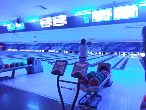 Bowling Alley «Brunswick Zone Hazlet Lanes», reviews and photos, 1400 Route Number 36, Hazlet, NJ 07730, USA